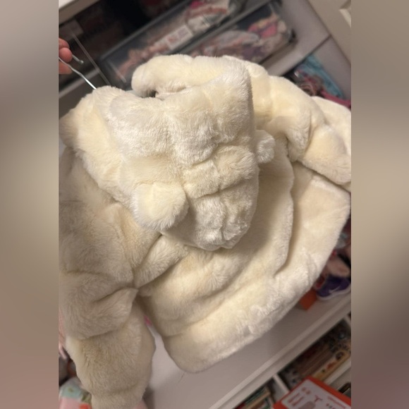 Baby gap fuzzy coat - Picture 2 of 3
